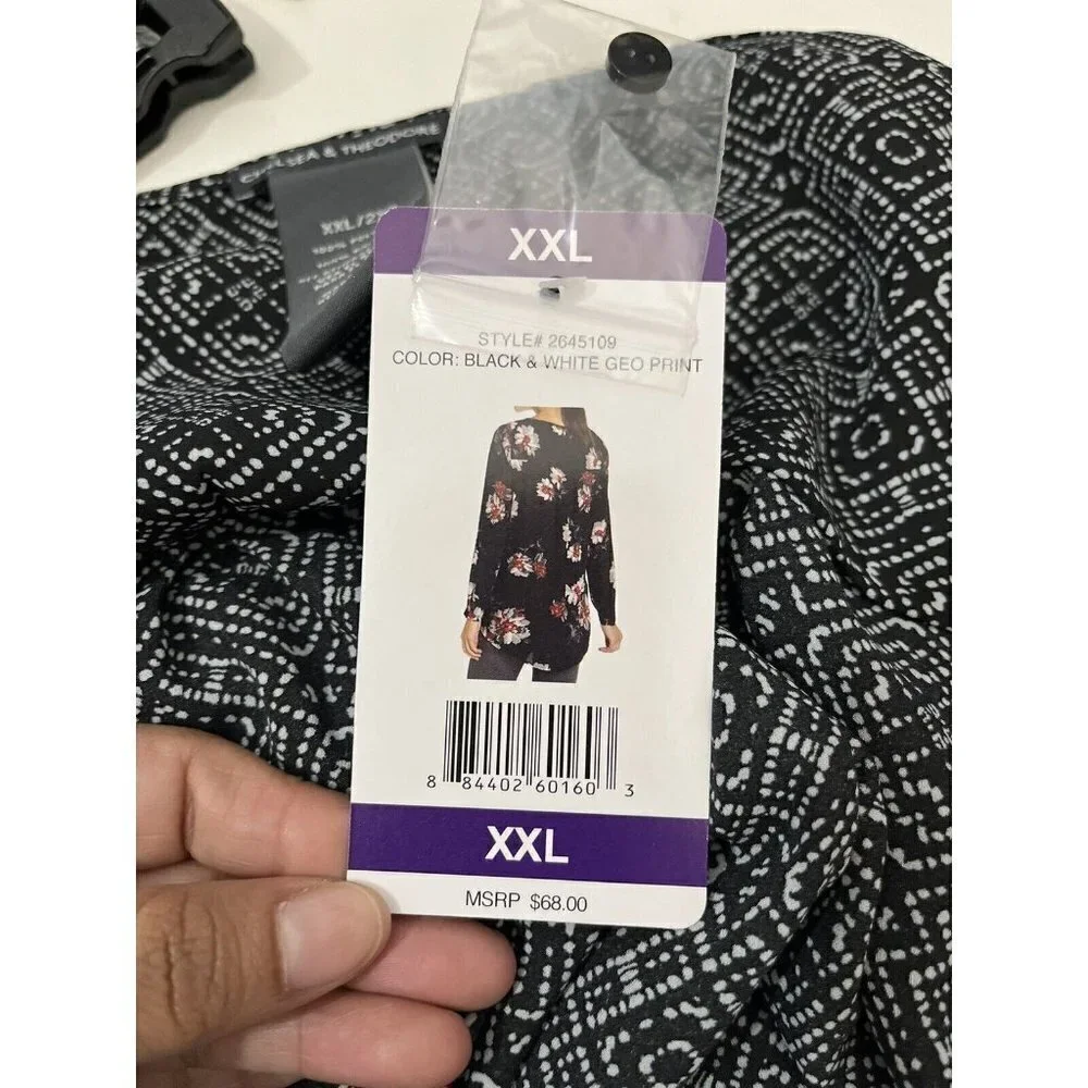 Chelsea & Theodore Blouse Women XXL Geo Print Black And White